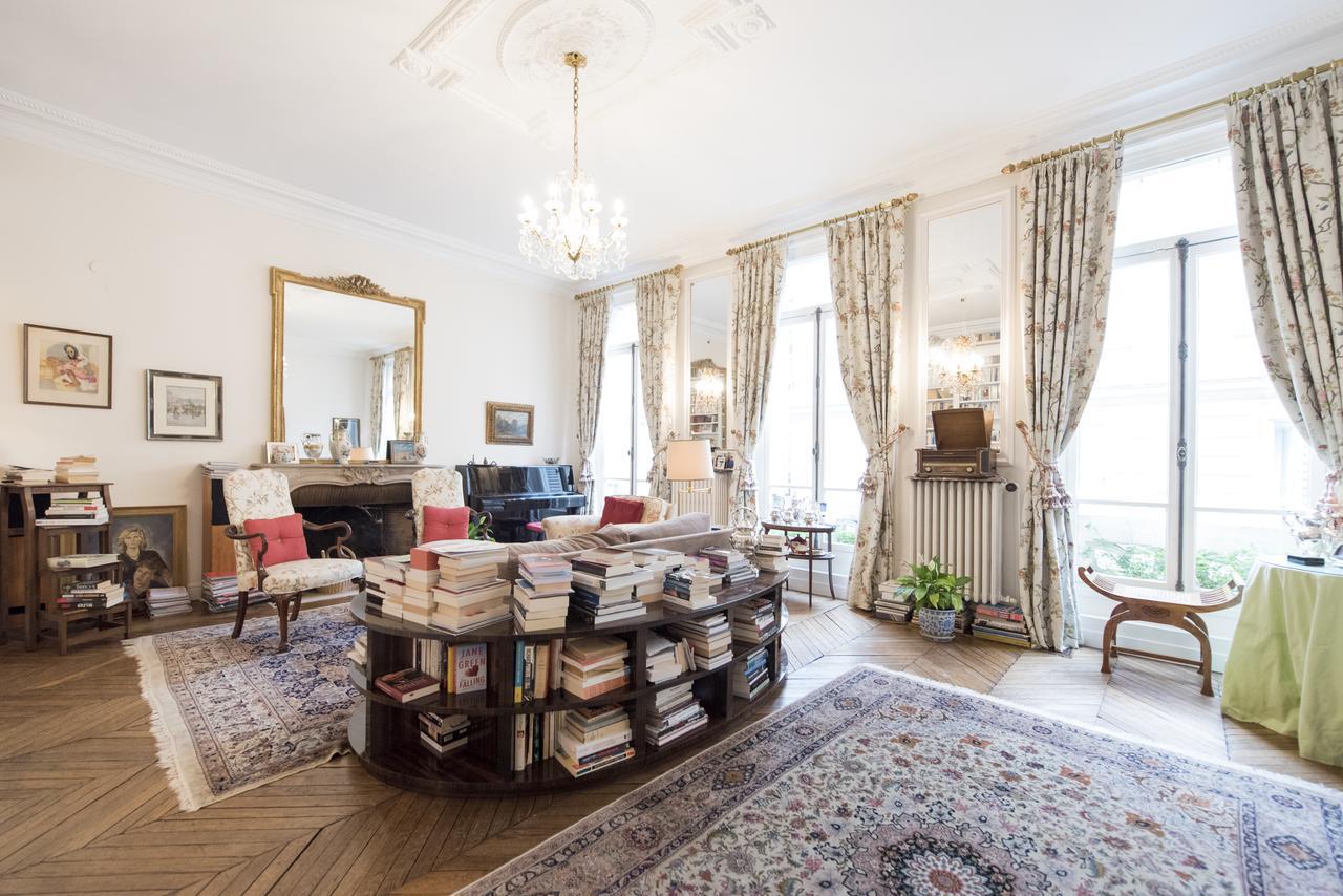 Veeve - Antique Charm By Arc De Triomphe Apartment Paris